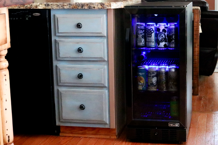  NewAir 15-inch Built-in 96 Can Beverage Fridge